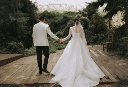 top-meshki-bridal-dress-trends-to-look-out-for-in-2025