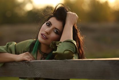 versatile-and-stylish-lagence-shirts-every-woman-should-own