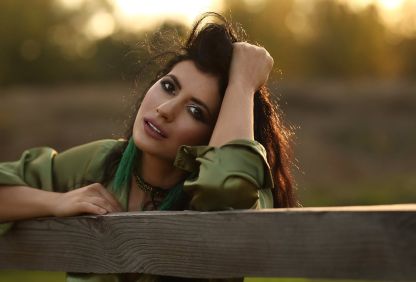 versatile-and-stylish-lagence-shirts-every-woman-should-own